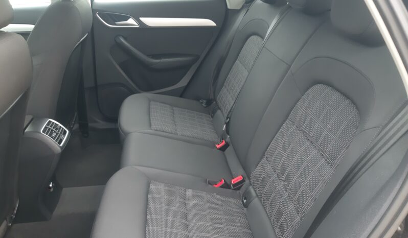 Audi Q3 2.0 TDI 150CV S-Line completo