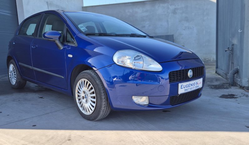 FIAT GRAND PUNTO 1.2i 65CV completo