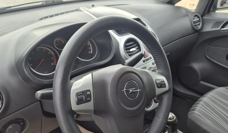 Opel Corsa 1.2i 16v completo